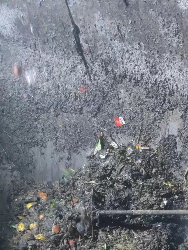 东路镇污水池清理